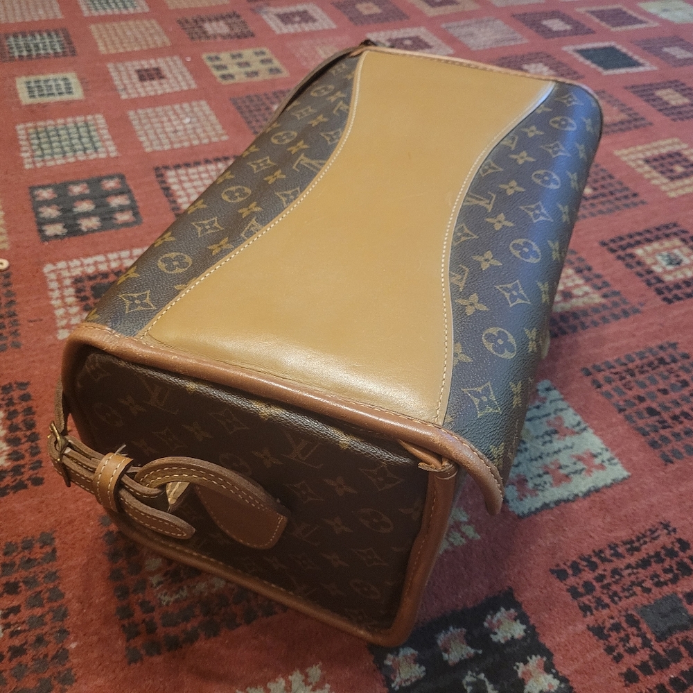 Vuitton make up train case near mint - Picture 3 of 5